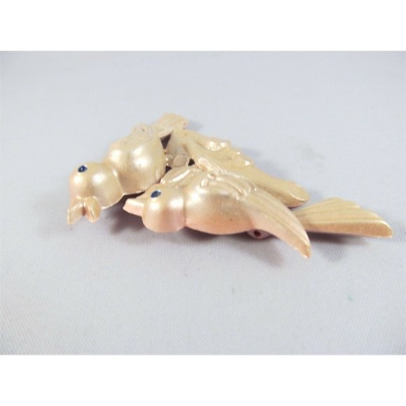 Vintage 1940 Celluloid tan figural 2 Birds on a branch with fire flame Brooch - Picture 5 of 9